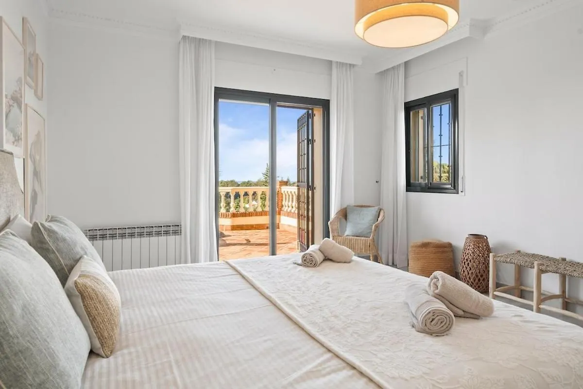 Unforgettable Luxury In Marbella Villa - Rdr461
