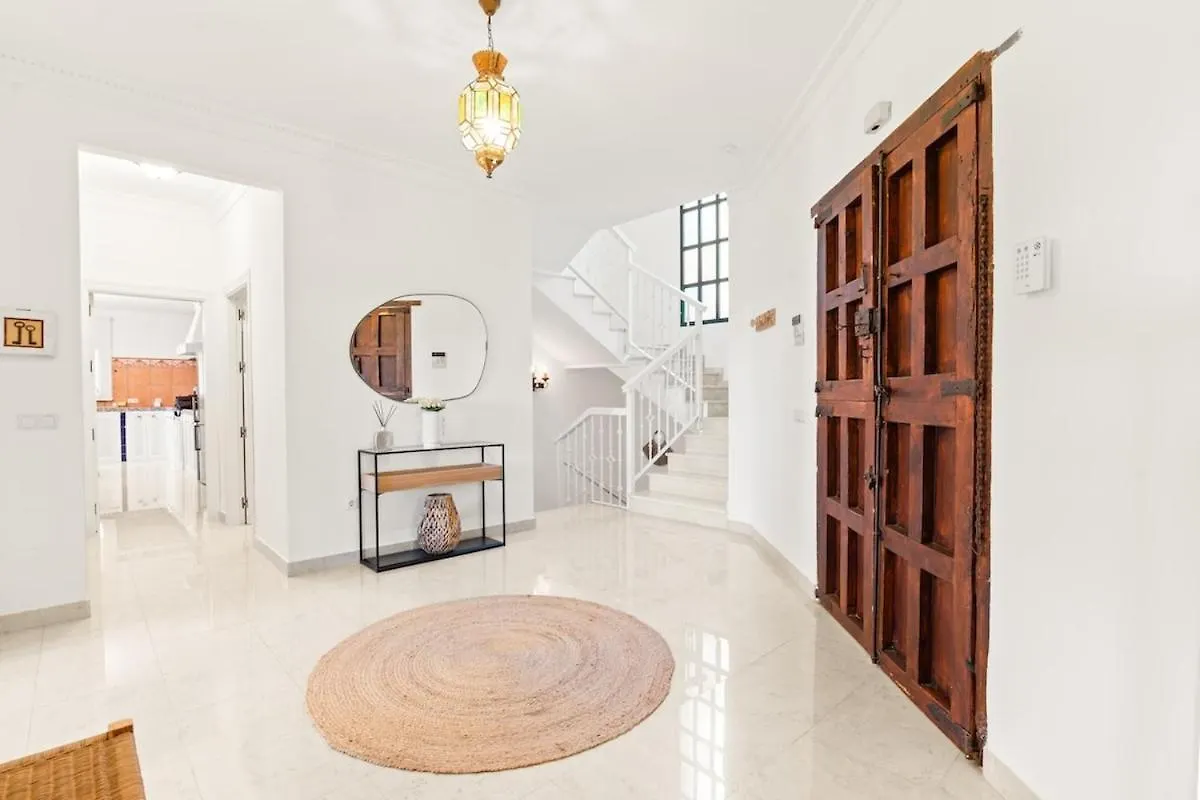 Unforgettable Luxury In Marbella Villa - Rdr461